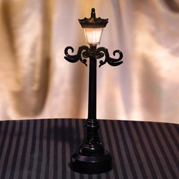 Black Lamppost Centerpiece