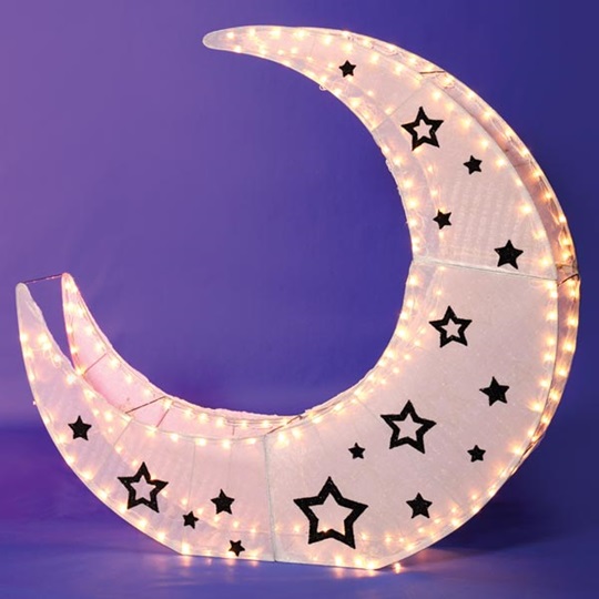 Lighted Wire Structures Crescent Moon