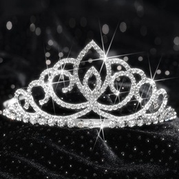 Sharona Tiara